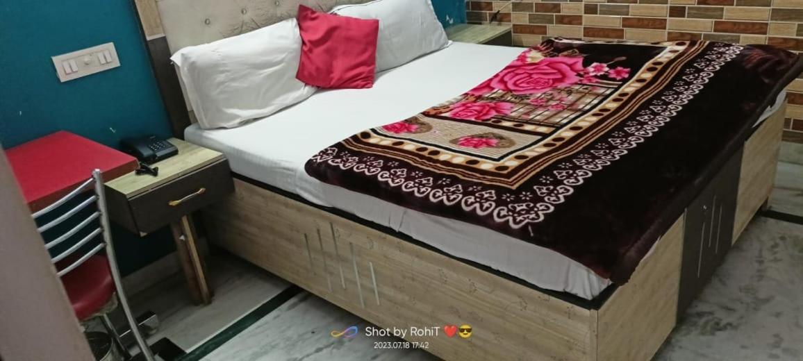 Hotel New Apple Rose Chandigarh Near Railway Station Dariya Uco Bank Ke Pass Exteriér fotografie