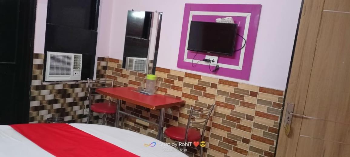 Hotel New Apple Rose Chandigarh Near Railway Station Dariya Uco Bank Ke Pass Exteriér fotografie