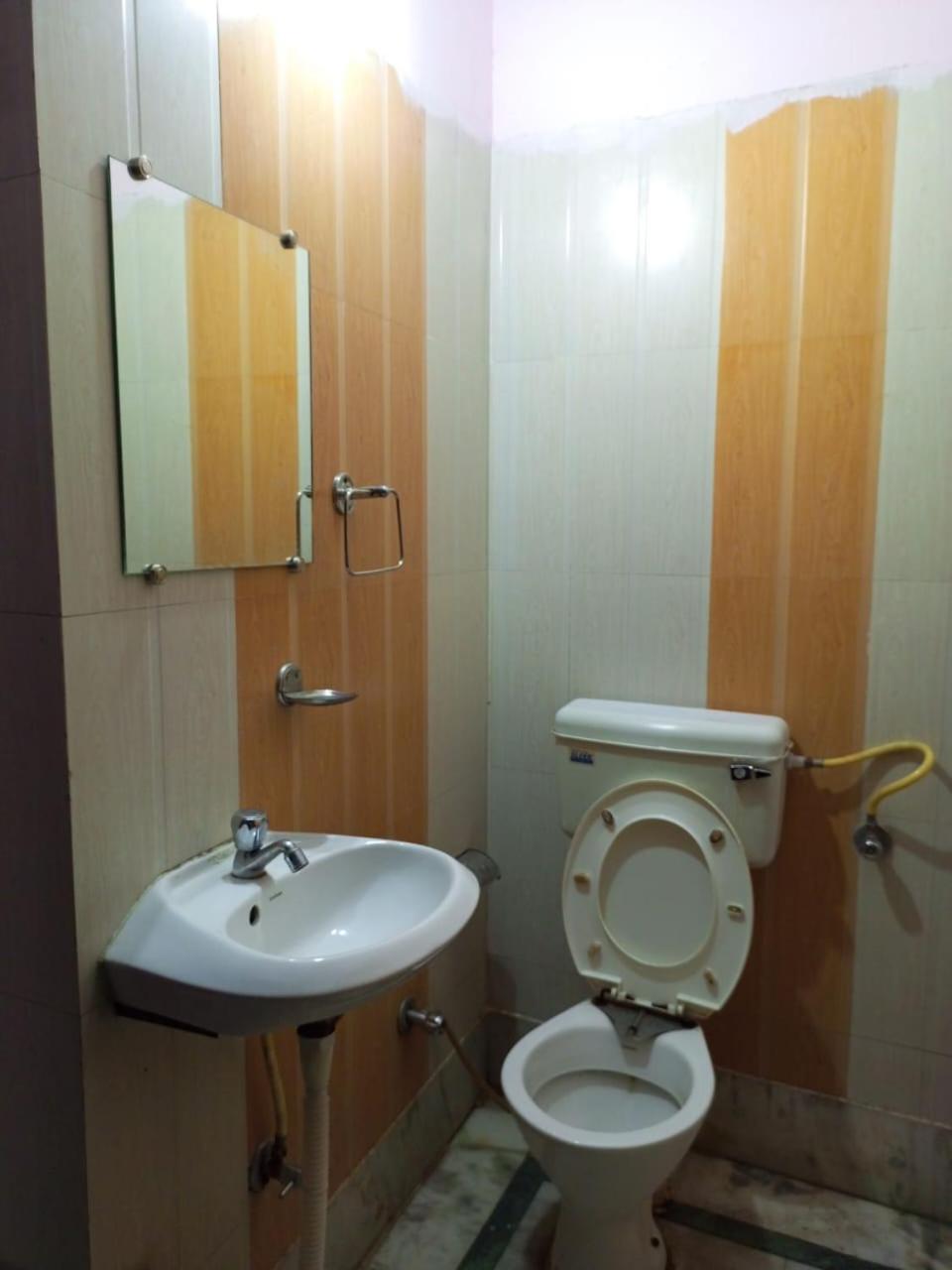 Hotel New Apple Rose Chandigarh Near Railway Station Dariya Uco Bank Ke Pass Exteriér fotografie