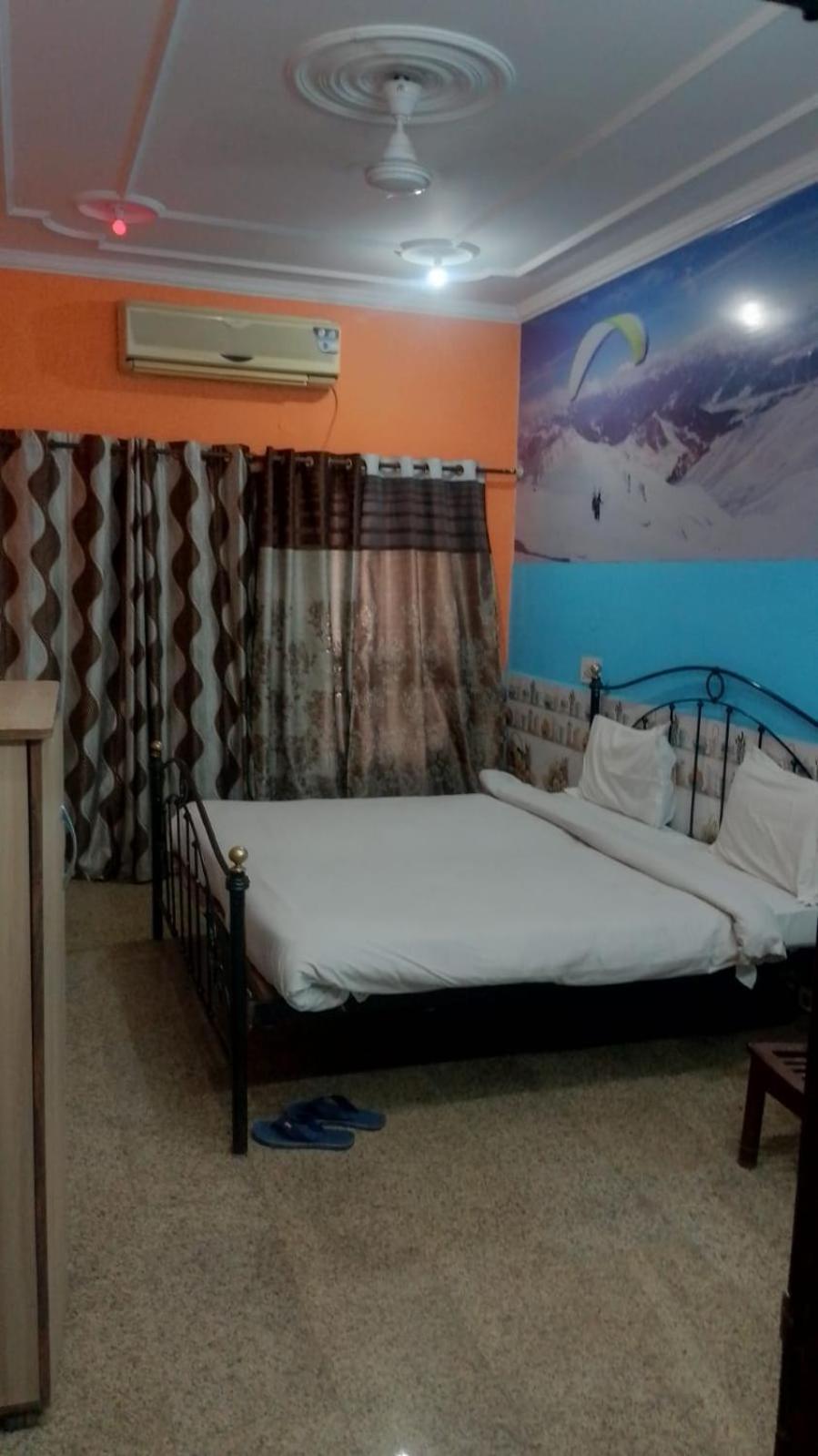 Hotel New Apple Rose Chandigarh Near Railway Station Dariya Uco Bank Ke Pass Pokoj fotografie